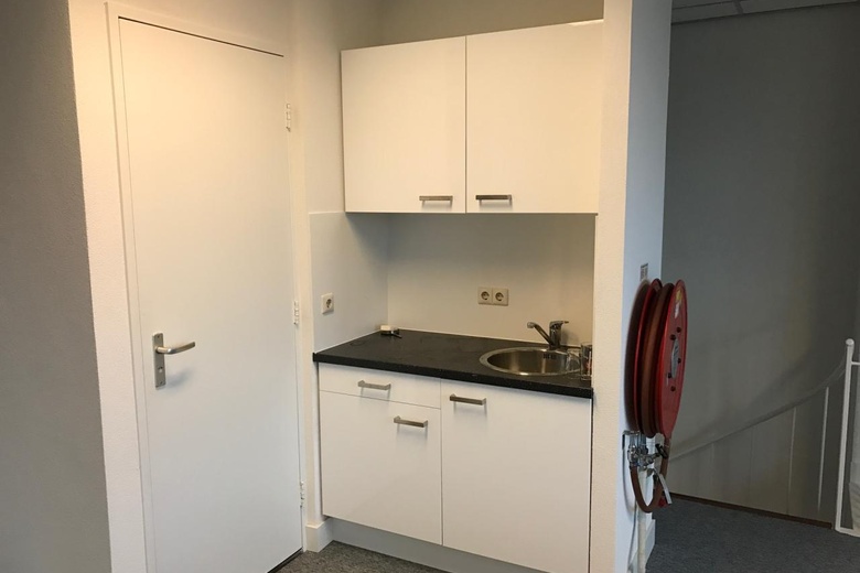 BedrijfsruimteaanPlatinastraat 125<br/> inZoetermeer BedrijfsruimteaanPlatinastraat 125<br/> inZoetermeer