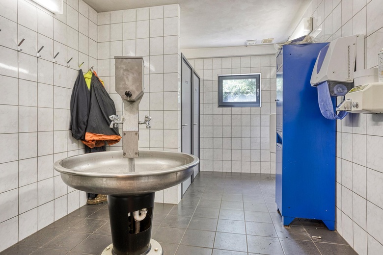 BedrijfsruimteaanRhijnkant 2<br/> inBerkel-Enschot BedrijfsruimteaanRhijnkant 2<br/> inBerkel-Enschot