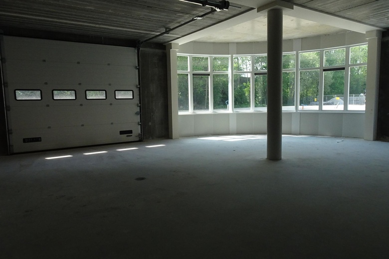 BedrijfsruimteaanNijverheidslaan 8 U<br/> inWeesp