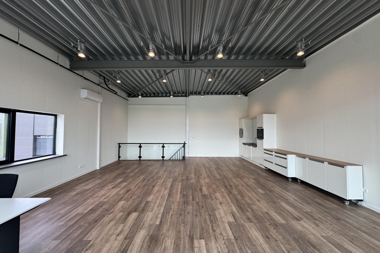 BedrijfsruimteaanConradsweg 26<br/> inZwartsluis