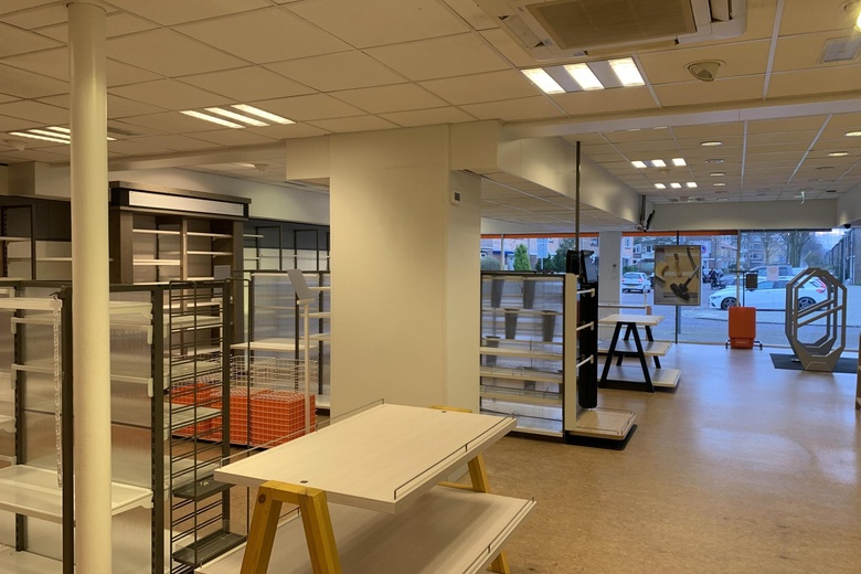 WinkelruimteaanRaadhuisplein 25 - 27<br/> inRozenburg