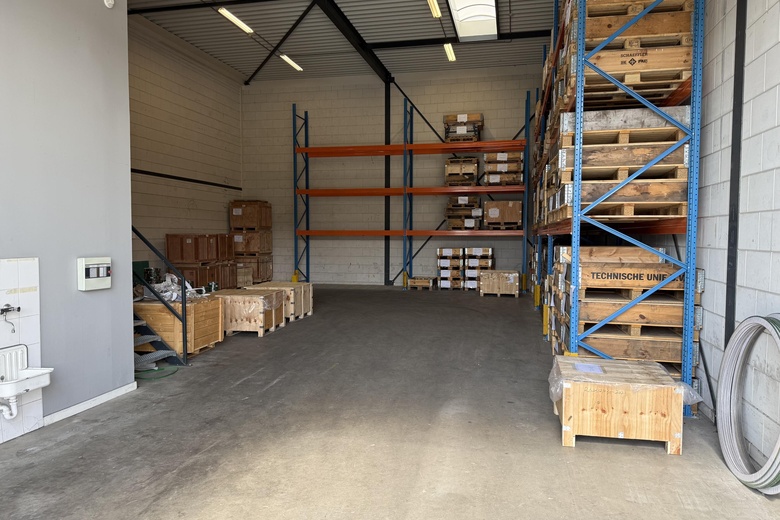 BedrijfsruimteaanSchaapherderweg 5 g<br/> inRidderkerk BedrijfsruimteaanSchaapherderweg 5 g<br/> inRidderkerk