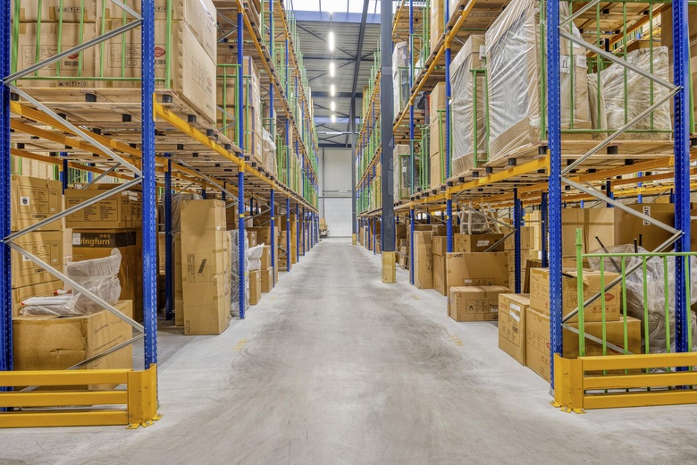 BedrijfsruimteaanKlompenmakerstraat 21<br/> inNaaldwijk