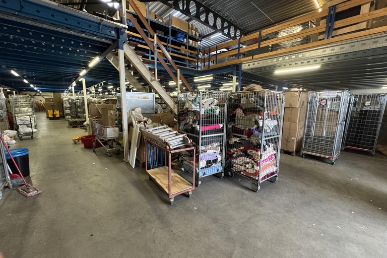 BedrijfsruimteaanKleine Steng 3<br/> inWestzaan