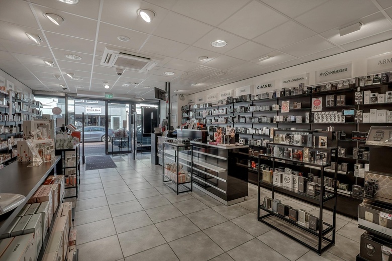 Winkelruimteaande Kempenaerstraat 22<br/> inOegstgeest