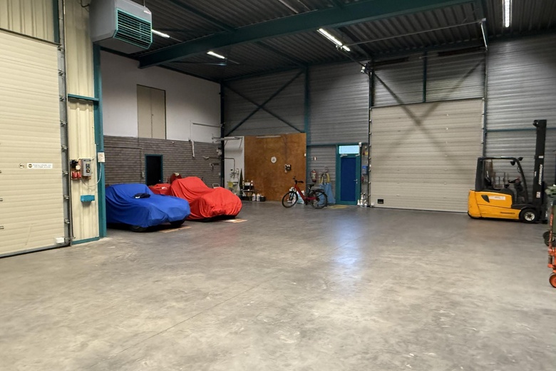 BedrijfsruimteaanMercuriusweg 10<br/> inGrubbenvorst BedrijfsruimteaanMercuriusweg 10<br/> inGrubbenvorst