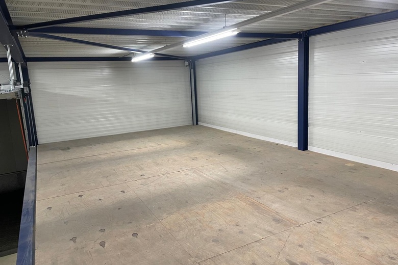 BedrijfsruimteaanHandelsweg 16<br/> inSint-Oedenrode