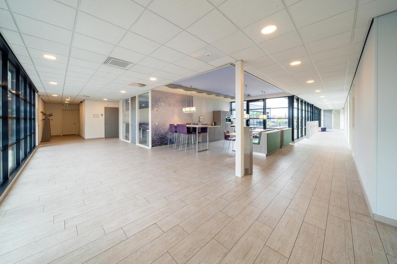 BedrijfsruimteaanPalingweg 18<br/> inBunschoten BedrijfsruimteaanPalingweg 18<br/> inBunschoten