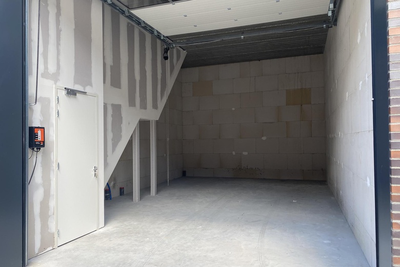 BedrijfsruimteaanAmersfoortsestraat 76 30<br/> inSoesterberg