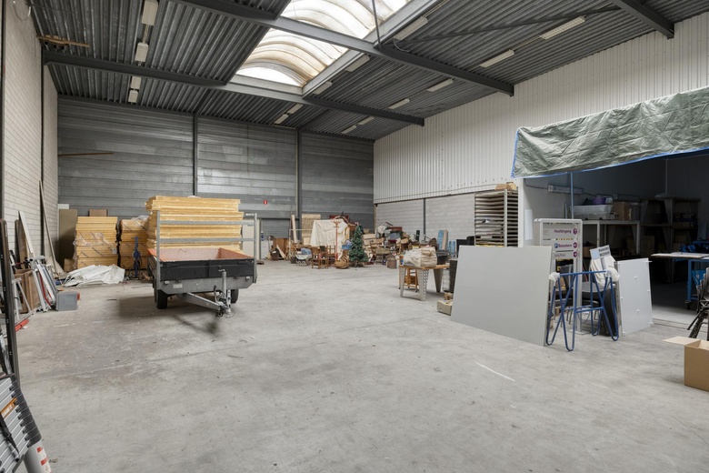 BedrijfsruimteaanTinus van der Sijdestraat 7<br/> inSprang