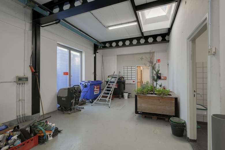 BedrijfsruimteaanNewtonstraat 18<br/> inLichtenvoorde