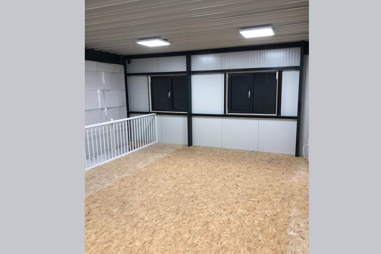 BedrijfsruimteaanDorresteinweg 70 09<br/> inSoest