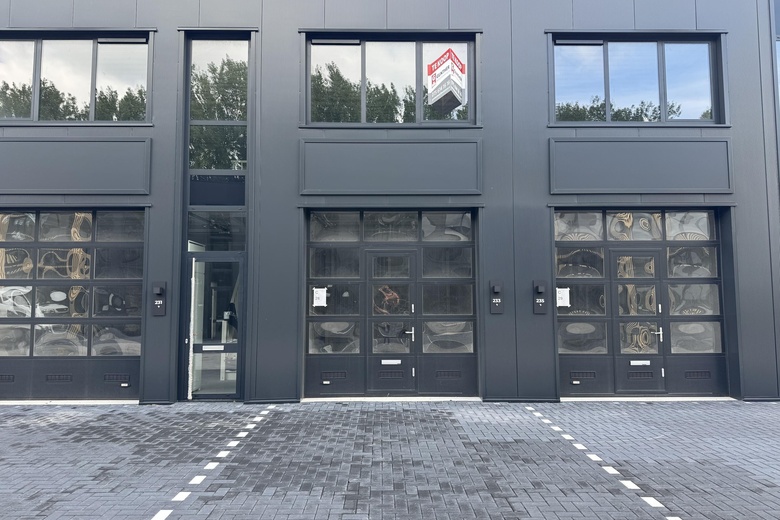 BedrijfsruimteaanRingweg 233<br/> inZaandam