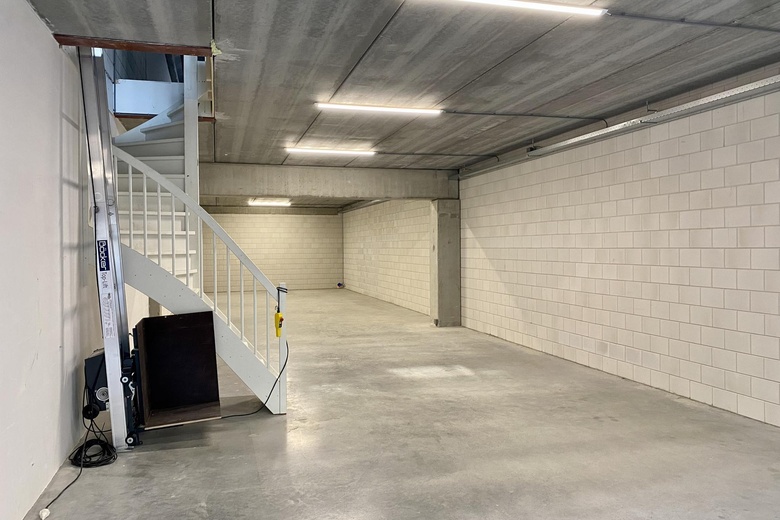 BedrijfsruimteaanAalsmeerderweg 241 17A<br/> inAalsmeer