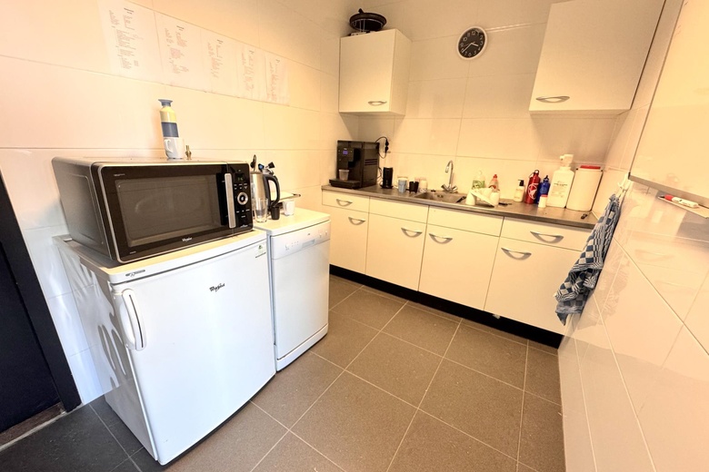 BedrijfsruimteaanSchimminck 15<br/> inZaltbommel BedrijfsruimteaanSchimminck 15<br/> inZaltbommel