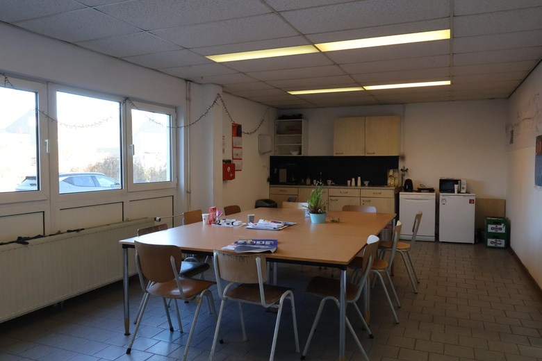 BedrijfsruimteaanZuideinde 81 A<br/> inLandsmeer