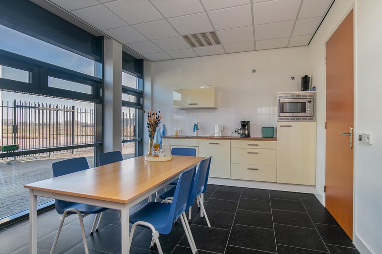 BedrijfsruimteaanBroeklandstraat 24 24A<br/> inElburg BedrijfsruimteaanBroeklandstraat 24 24A<br/> inElburg