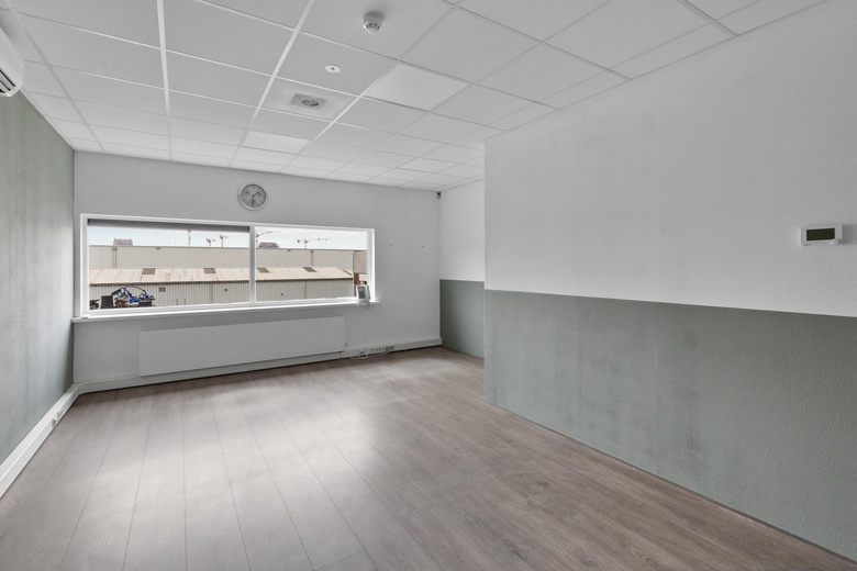 BedrijfsruimteaanGerrit Bolkade 64 f<br/> inZaandam