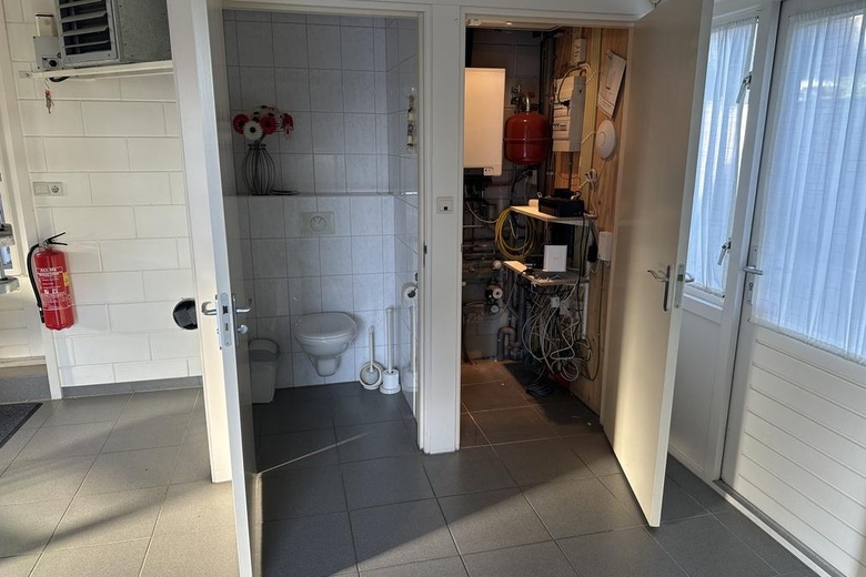 BedrijfsruimteaanHoofdstraat 91<br/> inZenderen