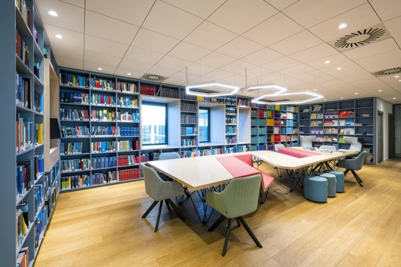 KantoorruimteaanHoutsingel 19<br/> inZoetermeer