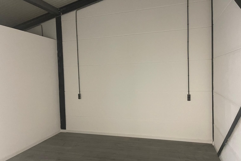 BedrijfsruimteaanRaasdorperweg 150 M<br/> inLijnden BedrijfsruimteaanRaasdorperweg 150 M<br/> inLijnden