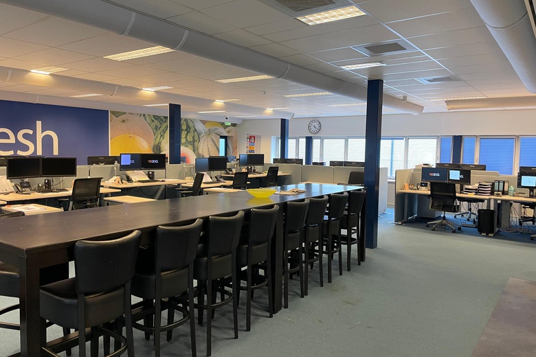 KantoorruimteaanTransportweg 38<br/> inBarendrecht