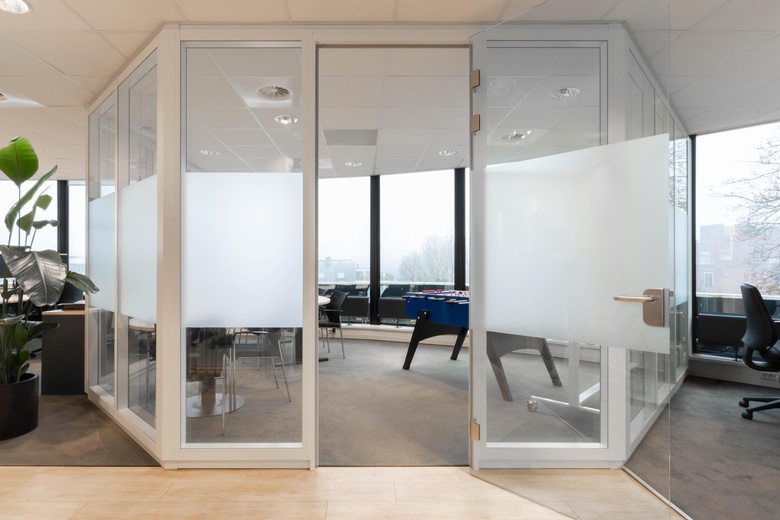 Kantoorruimteaan1e Hogeweg 196 - 200<br/> inZeist