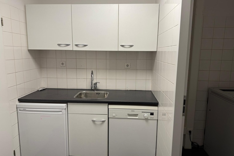 WinkelruimteaanKleine Beer 301<br/> inRotterdam