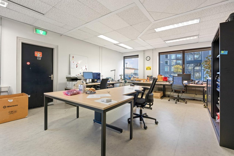 KantoorruimteaanStationsweg 41<br/> inZwijndrecht