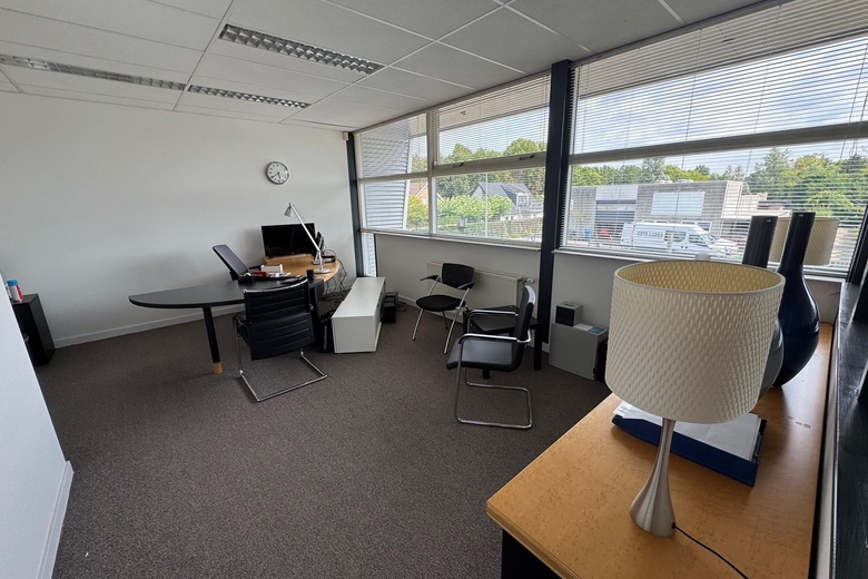 BedrijfsruimteaanKroonstraat 24<br/> inEtten-Leur