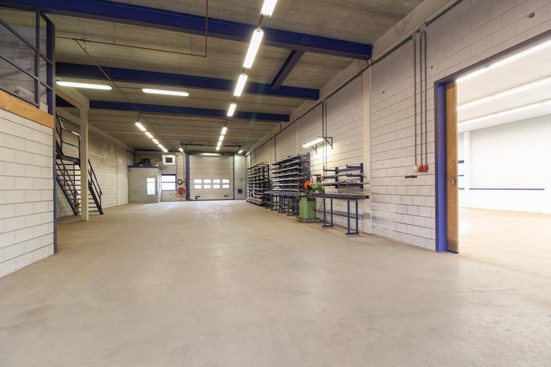 BedrijfsruimteaanBoezemweg 23 a<br/> inPijnacker BedrijfsruimteaanBoezemweg 23 a<br/> inPijnacker