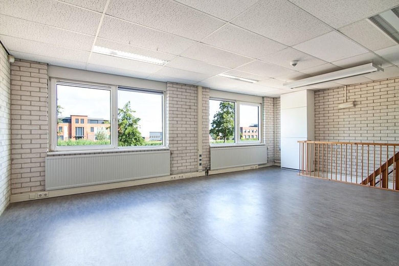 BedrijfsruimteaanBroeikweg 13<br/> inSchoonhoven
