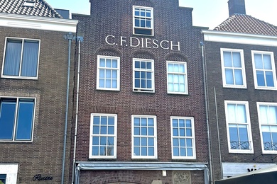 Bekijk foto 2 van Markt 35