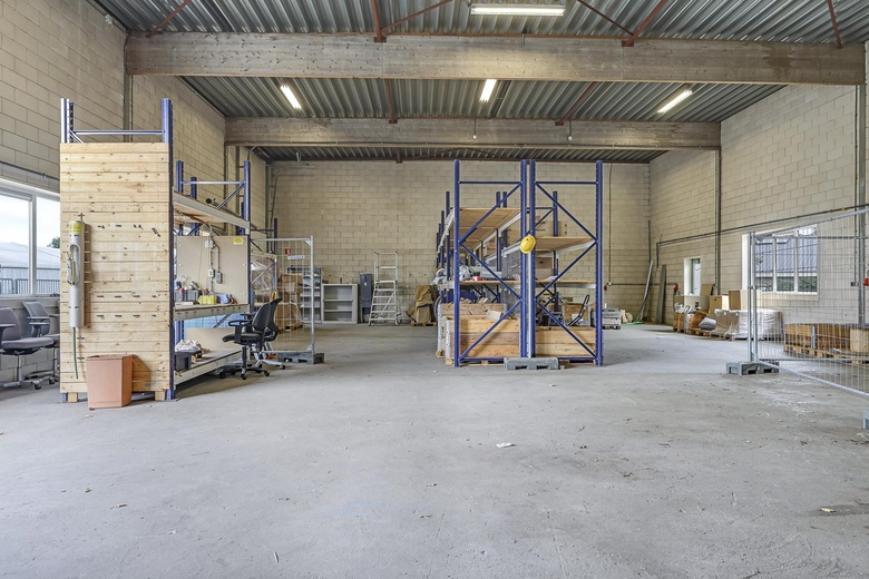 BedrijfsruimteaanNijverheidsweg 1<br/> inHengelo BedrijfsruimteaanNijverheidsweg 1<br/> inHengelo