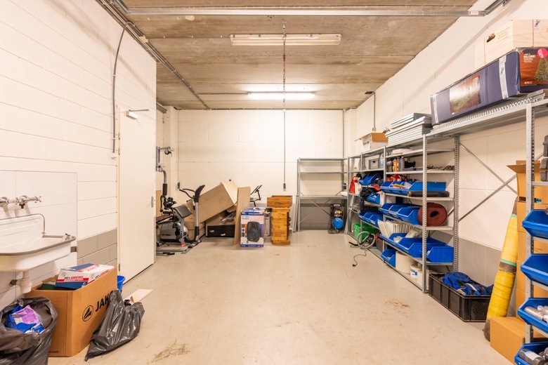 BedrijfsruimteaanSalomonstraat 22<br/> inAlkmaar BedrijfsruimteaanSalomonstraat 22<br/> inAlkmaar
