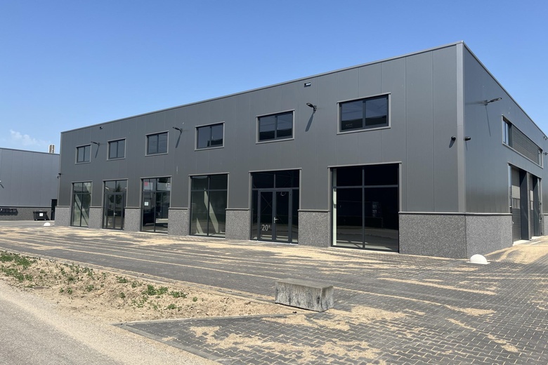 BedrijfsruimteaanRomeinenstraat 20<br/> inBeugen BedrijfsruimteaanRomeinenstraat 20<br/> inBeugen
