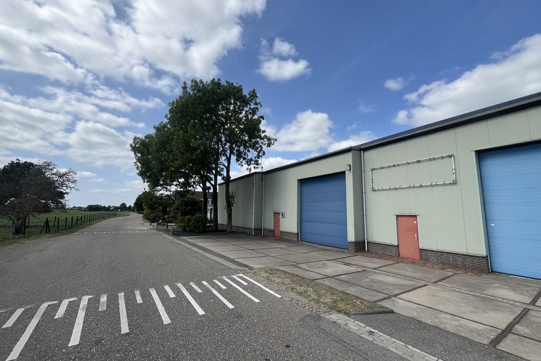 BedrijfsruimteaanDorpsweg 132<br/> inHoogblokland BedrijfsruimteaanDorpsweg 132<br/> inHoogblokland