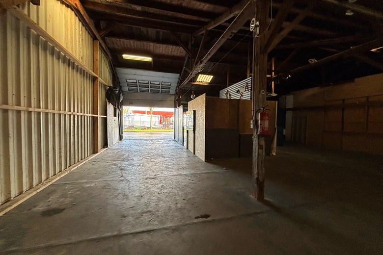 BedrijfsruimteaanMeubelweg 2 E<br/> inEmmeloord BedrijfsruimteaanMeubelweg 2 E<br/> inEmmeloord