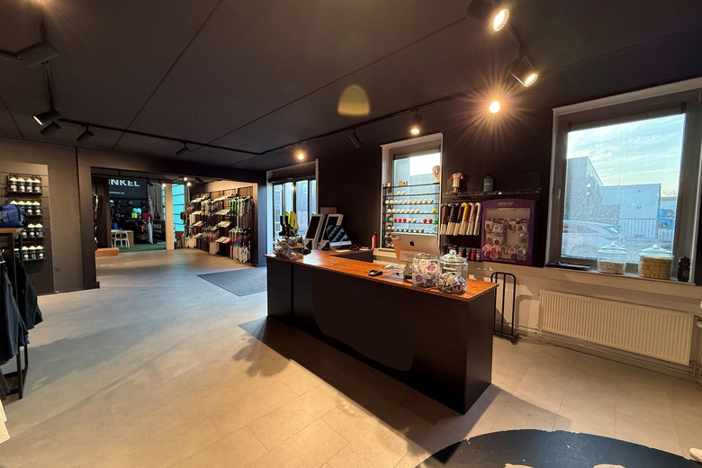 BedrijfsruimteaanDonk 7 a<br/> inBarendrecht