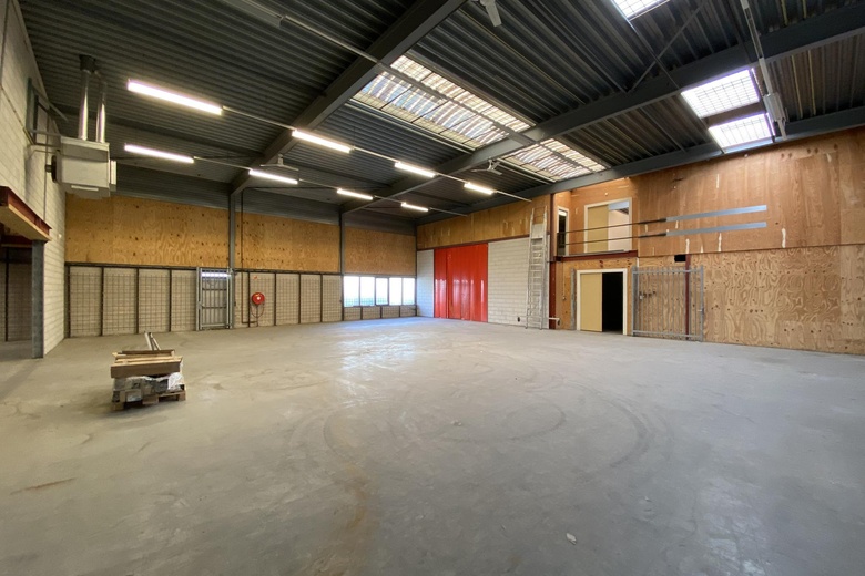 BedrijfsruimteaanRietdekkerstraat 5<br/> inRidderkerk BedrijfsruimteaanRietdekkerstraat 5<br/> inRidderkerk