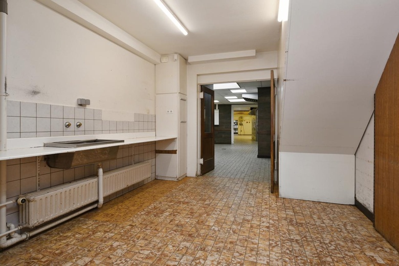 BedrijfsruimteaanKerkstraat 54<br/> inPanningen
