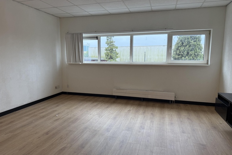 BedrijfsruimteaanVredeweg 1 L<br/> inZaandam