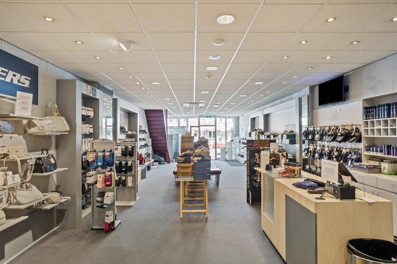 WinkelruimteaanJulianaweg 86<br/> inVolendam WinkelruimteaanJulianaweg 86<br/> inVolendam