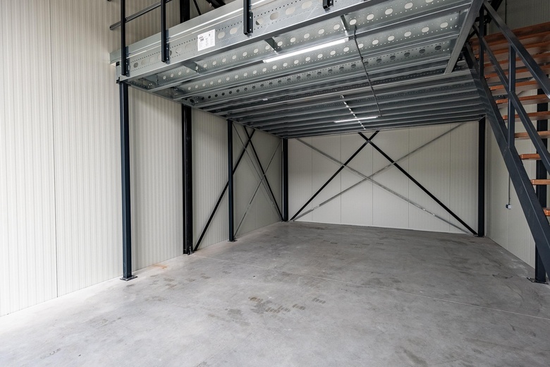 BedrijfsruimteaanHoltmede 13 c<br/> inZutphen BedrijfsruimteaanHoltmede 13 c<br/> inZutphen
