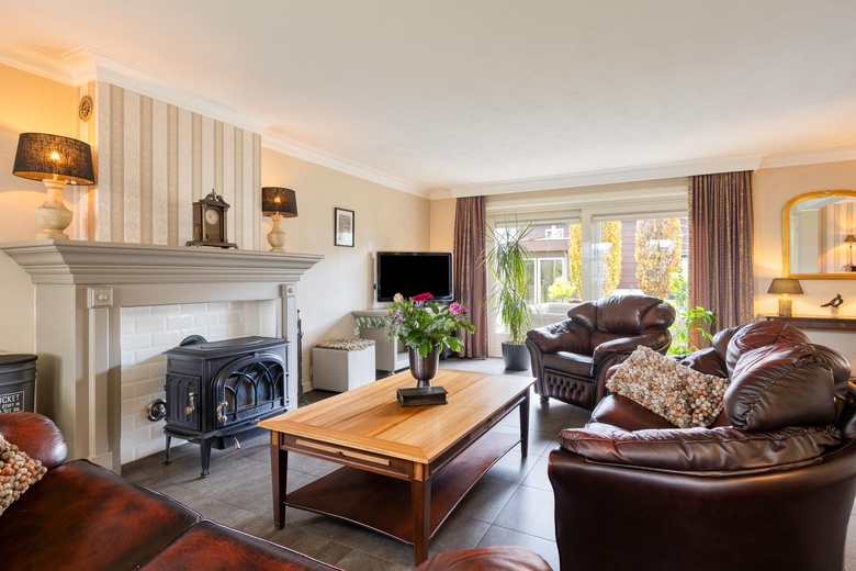 BedrijfsruimteaanHeesterseweg 27<br/> inGeffen