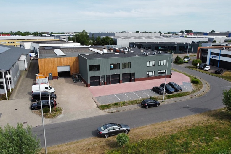 BedrijfsruimteaanRÃ¶ntgenweg 18<br/> inAlphen aan den Rijn