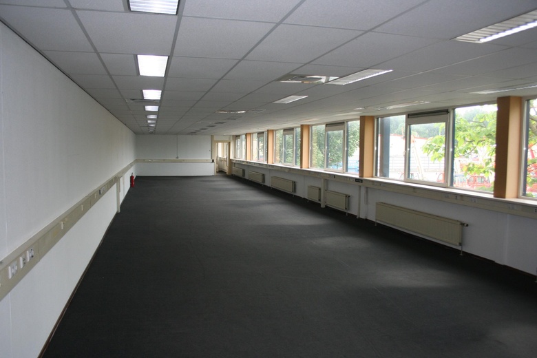 BedrijfsruimteaanMaxwellstraat 12<br/> inDordrecht