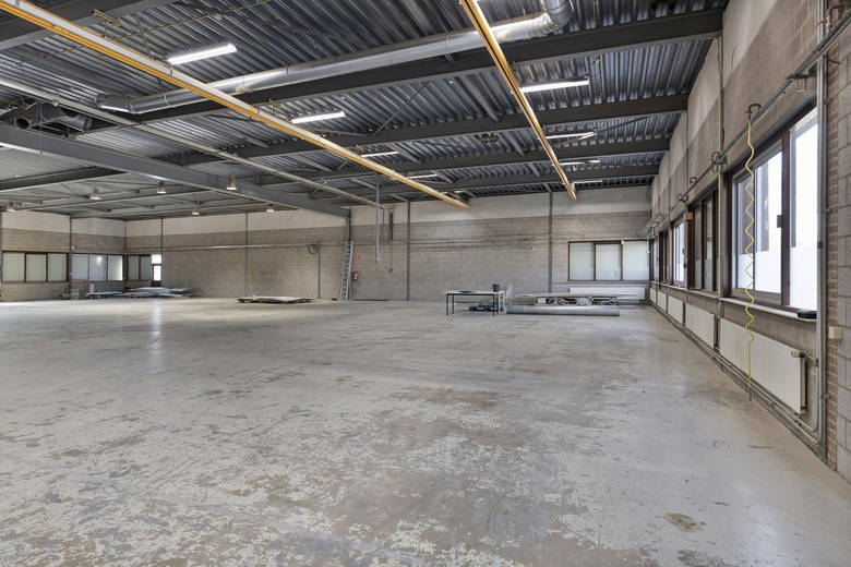 BedrijfsruimteaanNijverheidsstraat 9<br/> inLichtenvoorde BedrijfsruimteaanNijverheidsstraat 9<br/> inLichtenvoorde