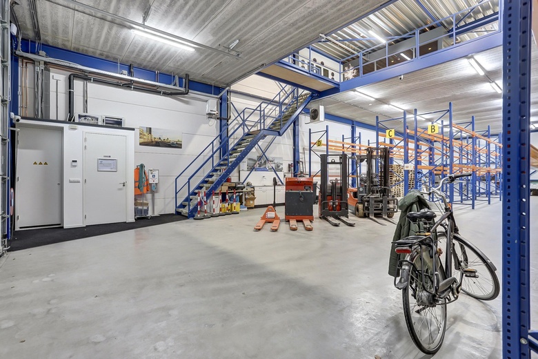 BedrijfsruimteaanCoenecoop 3 D 2<br/> inWaddinxveen