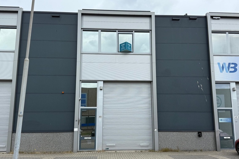BedrijfsruimteaanEnergieweg 43<br/> inHuizen